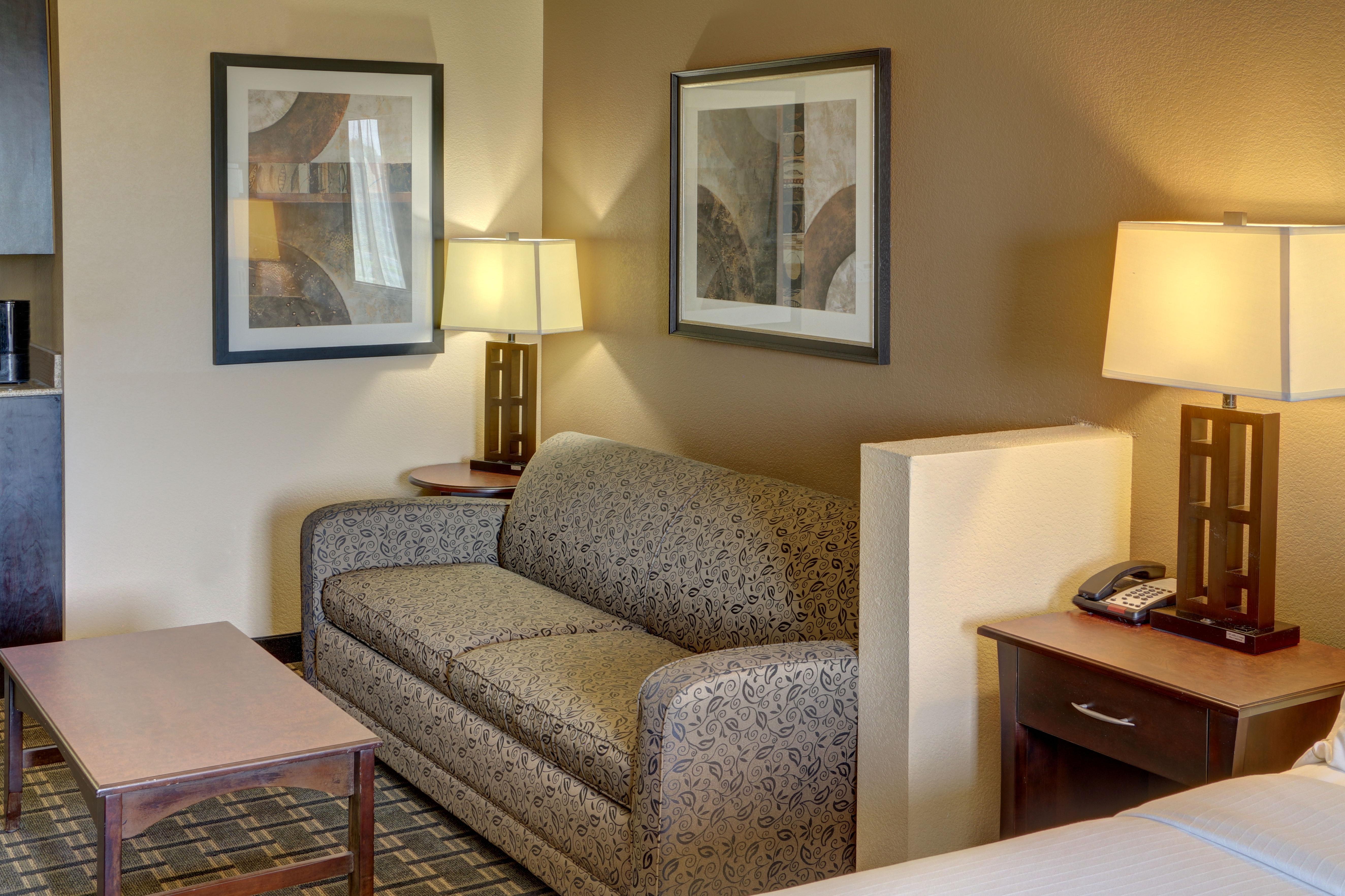 Holiday Inn Express Hotel & Suites Huntsville By Ihg מראה חיצוני תמונה