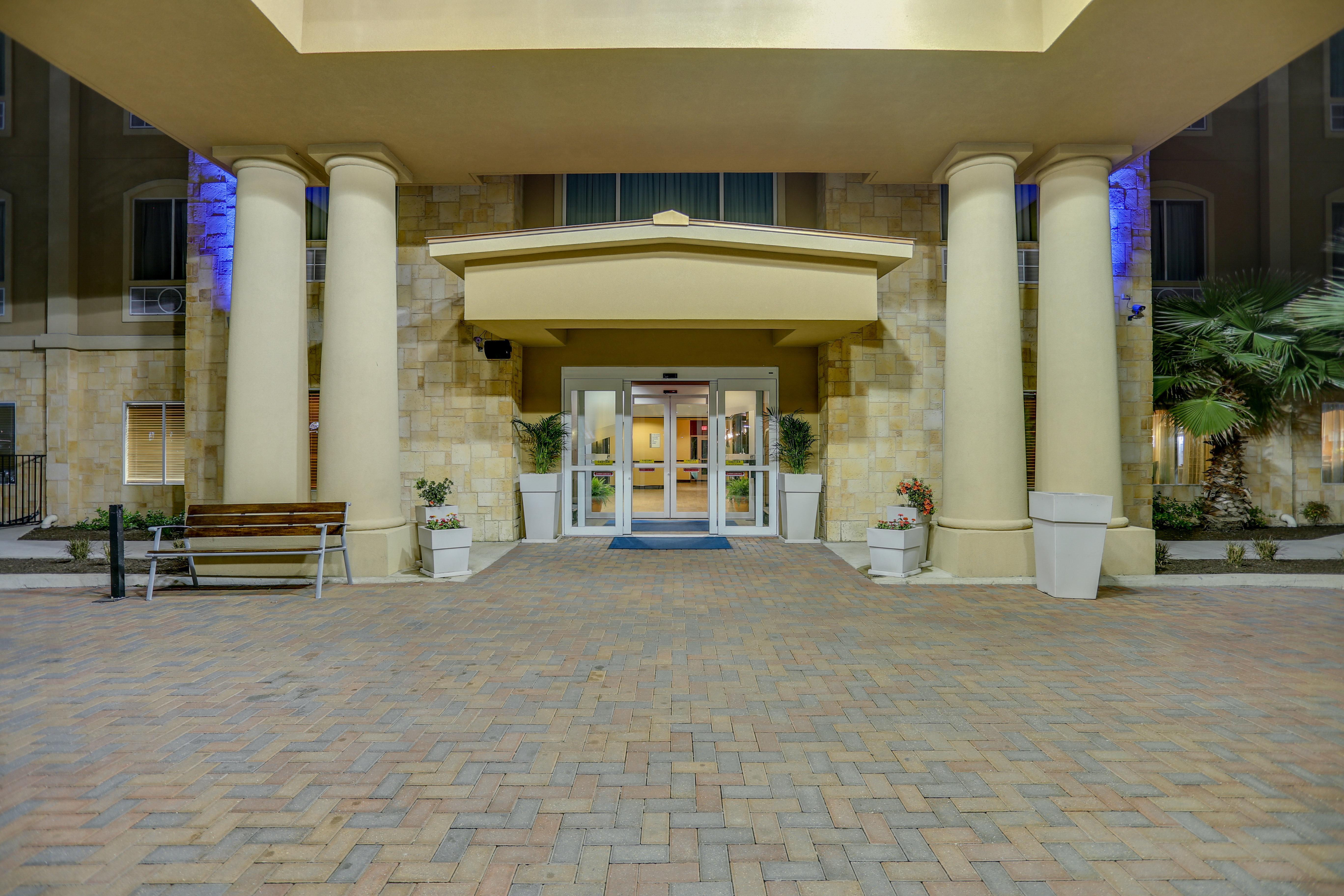 Holiday Inn Express Hotel & Suites Huntsville By Ihg מראה חיצוני תמונה