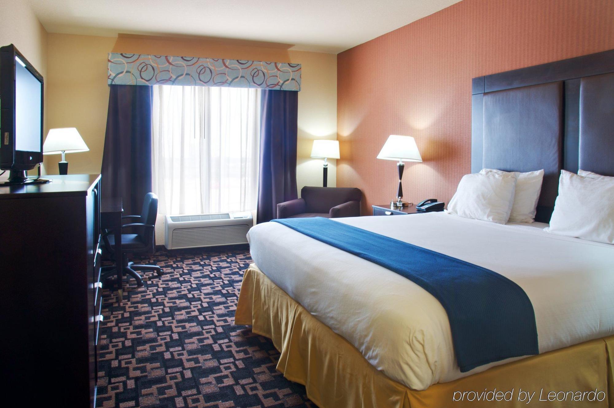 Holiday Inn Express Hotel & Suites Huntsville By Ihg מראה חיצוני תמונה