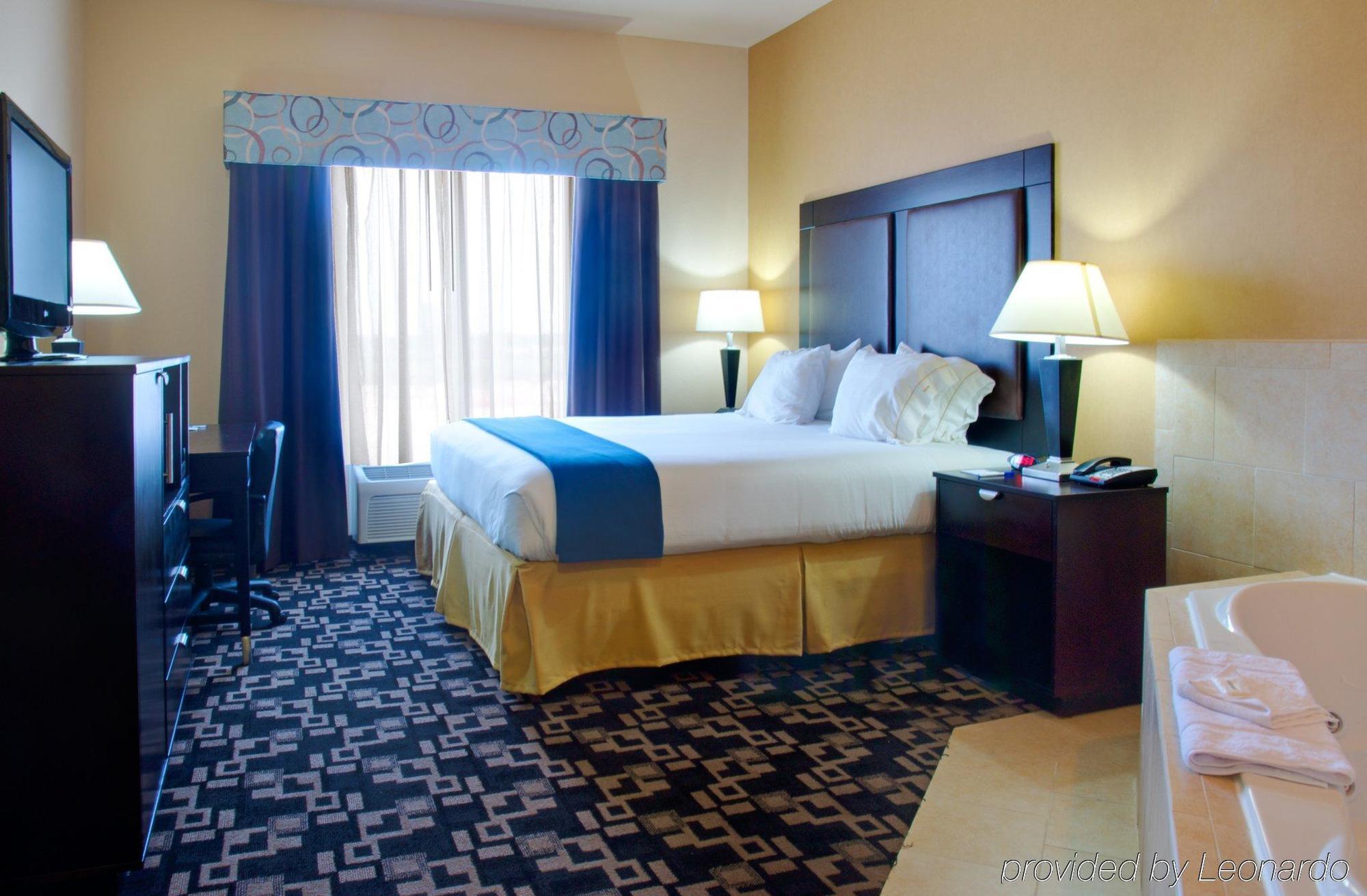 Holiday Inn Express Hotel & Suites Huntsville By Ihg מראה חיצוני תמונה