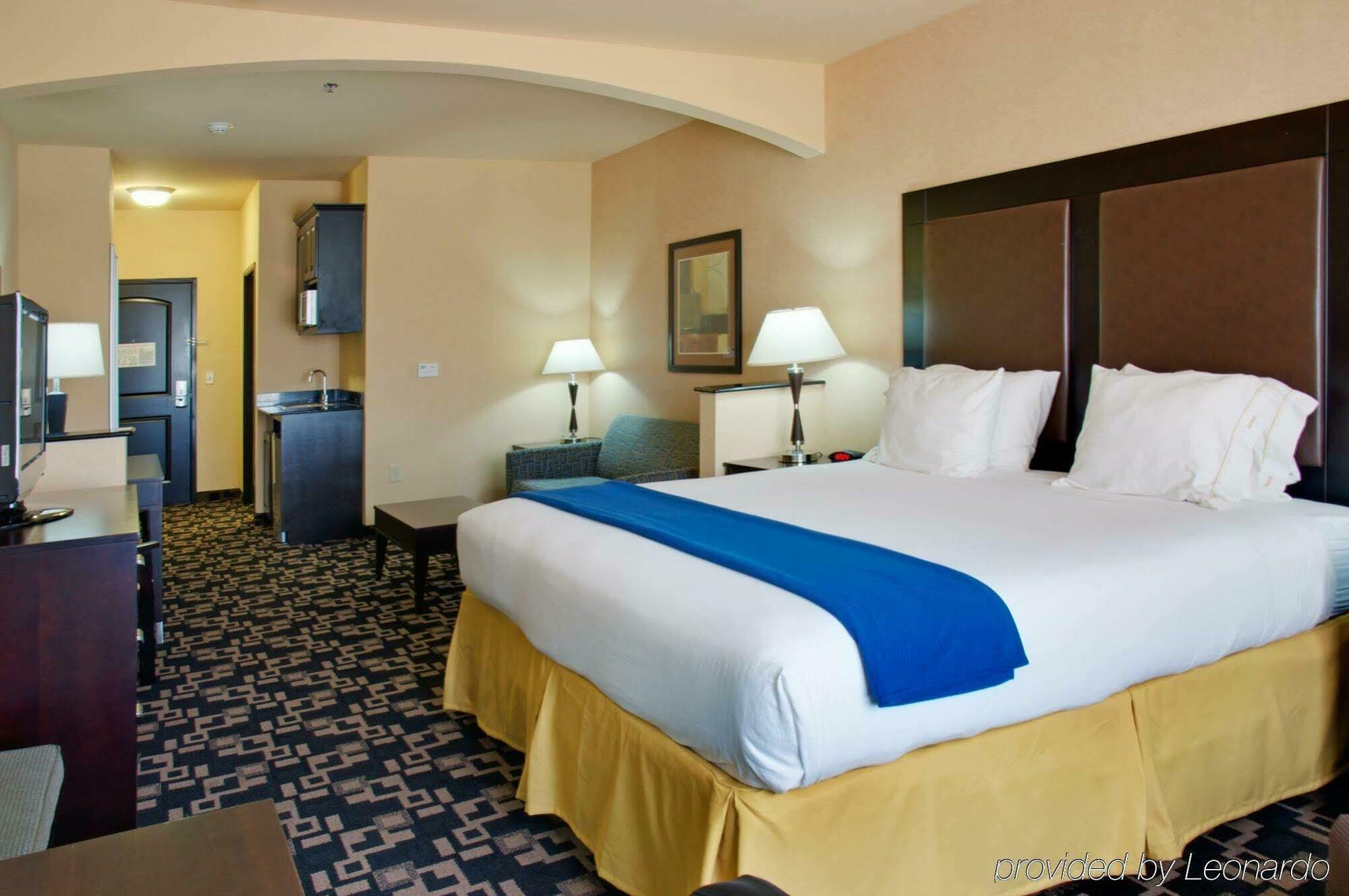 Holiday Inn Express Hotel & Suites Huntsville By Ihg חדר תמונה