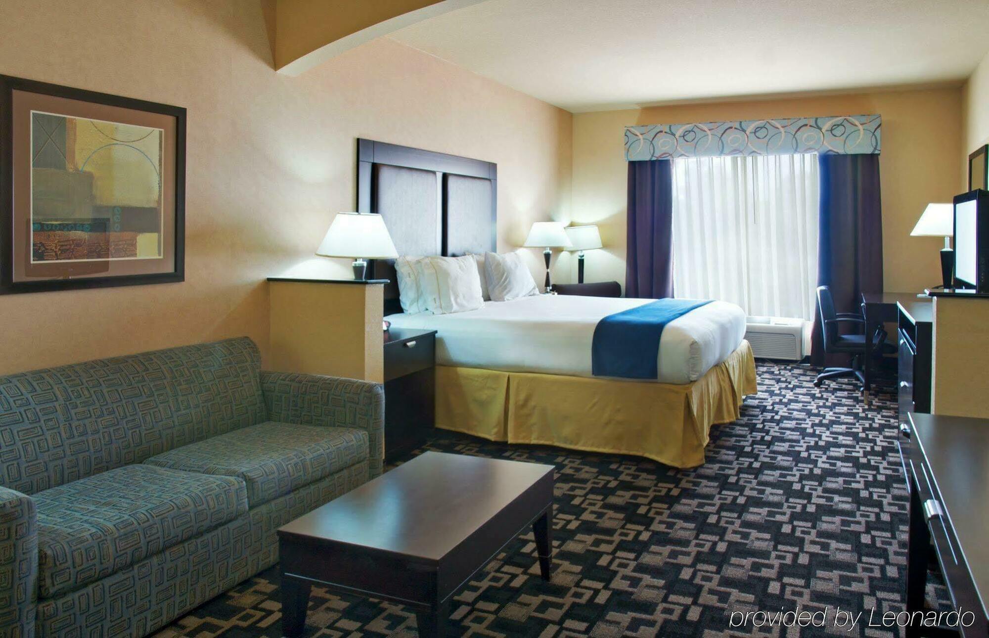Holiday Inn Express Hotel & Suites Huntsville By Ihg מראה חיצוני תמונה